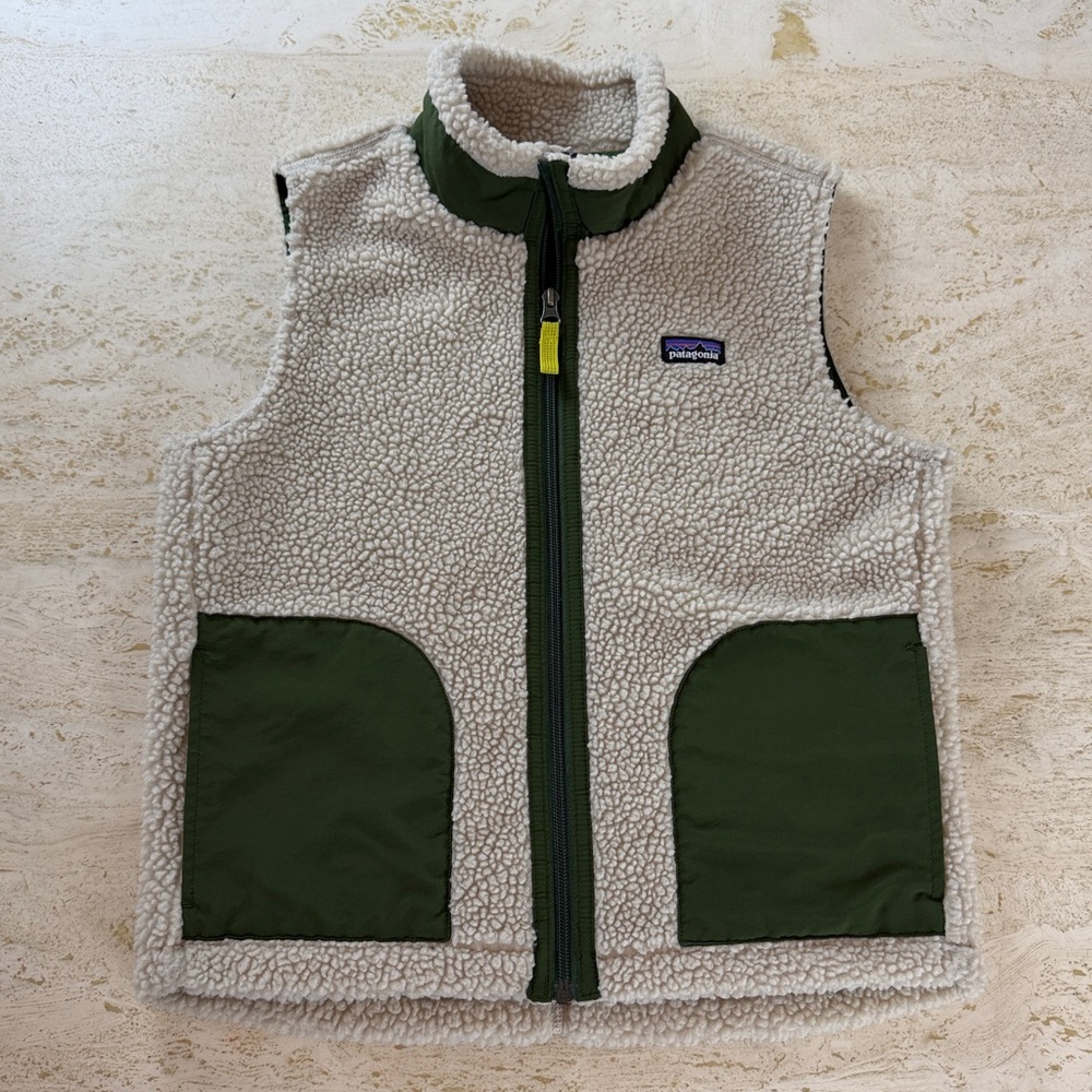 Patagonia Kids' Retro-X Fleece Vest beige and green Kids Size 10